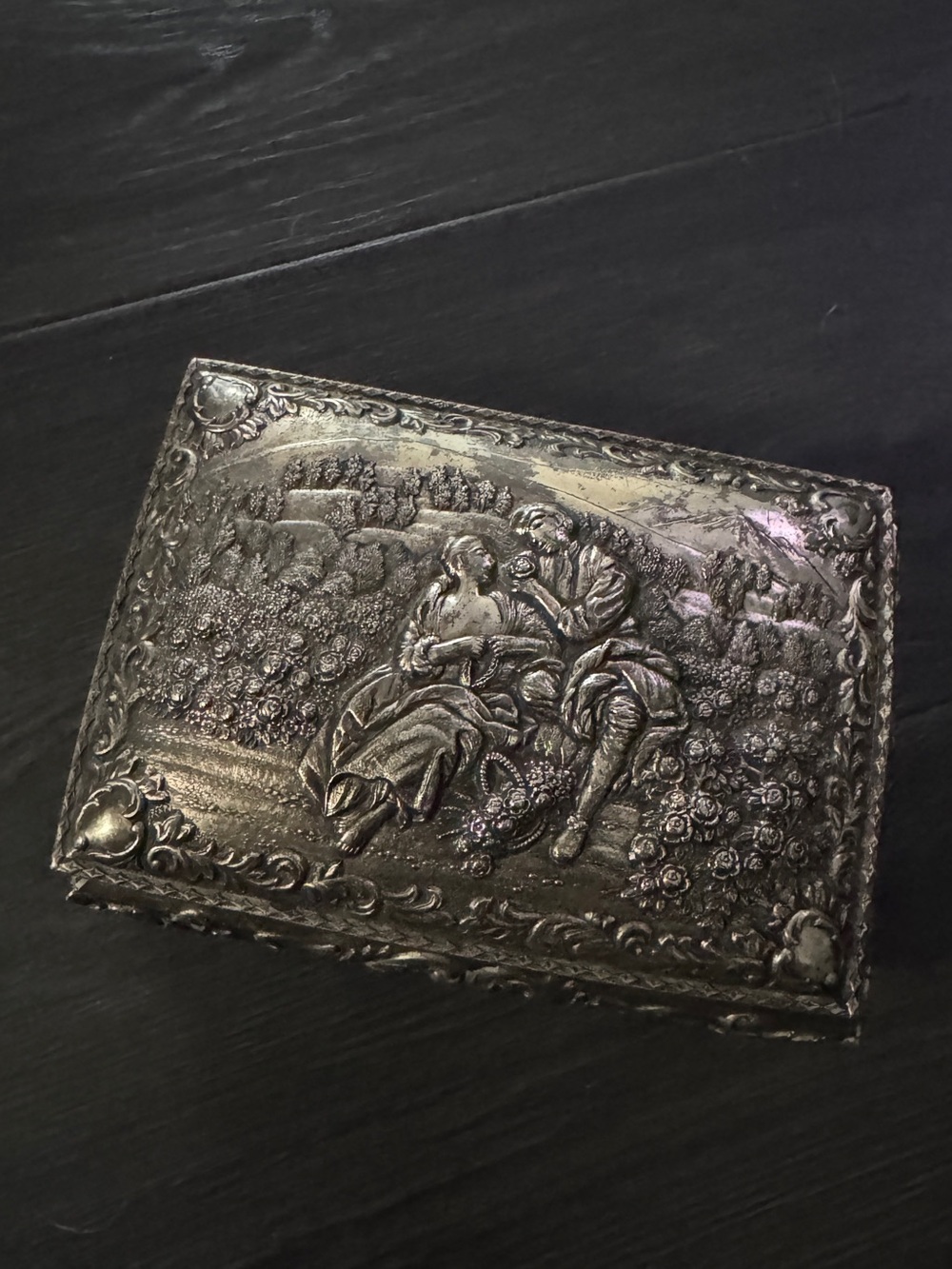 vintage Ornate heavy metal trinket jewelry box courting couple casket